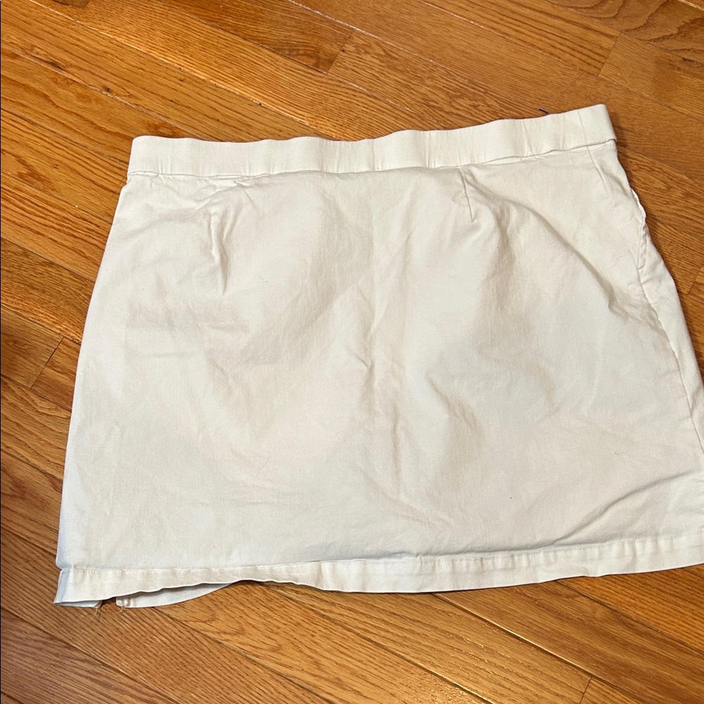 Rafaella XL White Skort with integrated under shorts - Picture 4 of 6